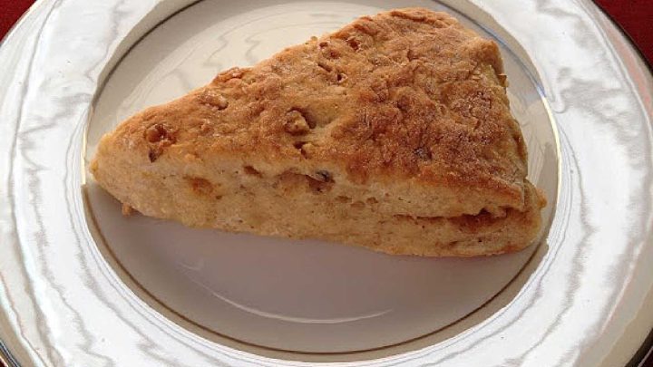 Banana Bread Sconesd are light, moist, and very tasty. The toffee pieces add that little caramel type brown sugar-ish flavor I thought they would. I can’t wait to have them with my mid-morning coffee break tomorrow! #BananaBreadScones #SconeLovers #BakerLife #FoodieFavs #SconesOfIG