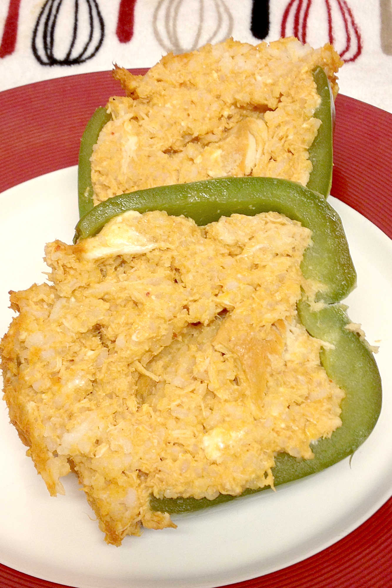 Take your taste buds on a flavor adventure with this mouthwatering Slow Cooker Buffalo Chicken. Perfect for meal prep or feeding a crowd. #SlowCookerSavvy #BuffaloChickenLovers #EasyMealIdeas #CrockpotCreations #SpicySundaySupper