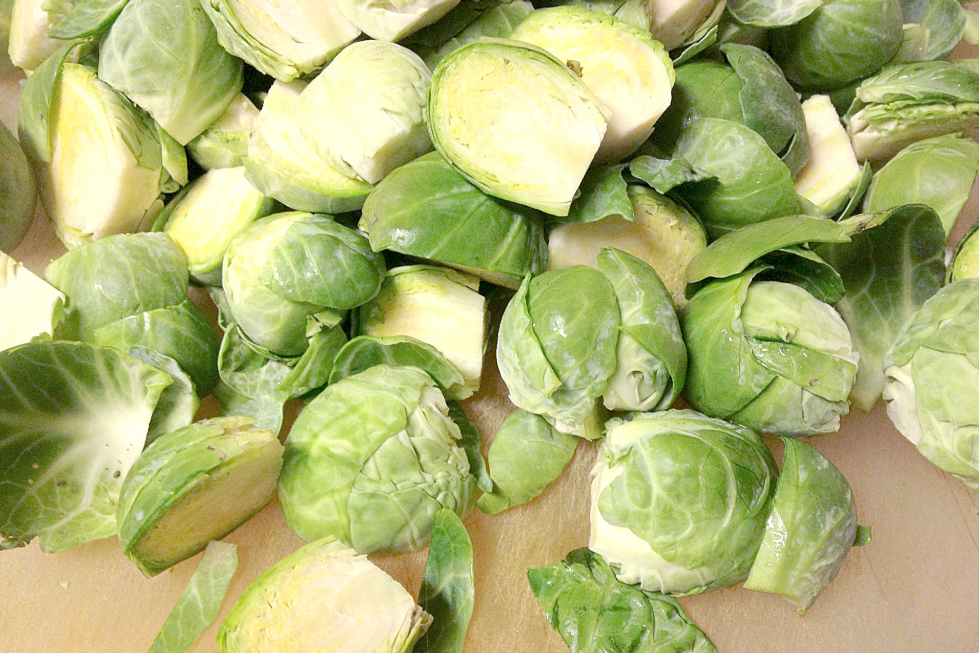 Elevate your veggie game with these fool-proof simply roasted Brussels sprouts. Perfectly crispy and full of flavor, you'll be begging for seconds #InstaFoodiesLoveBrussels #BrusselsSproutsForDays #RoastAndToastWithMe #VeggieObsessions #EasyAndDeliciousEats