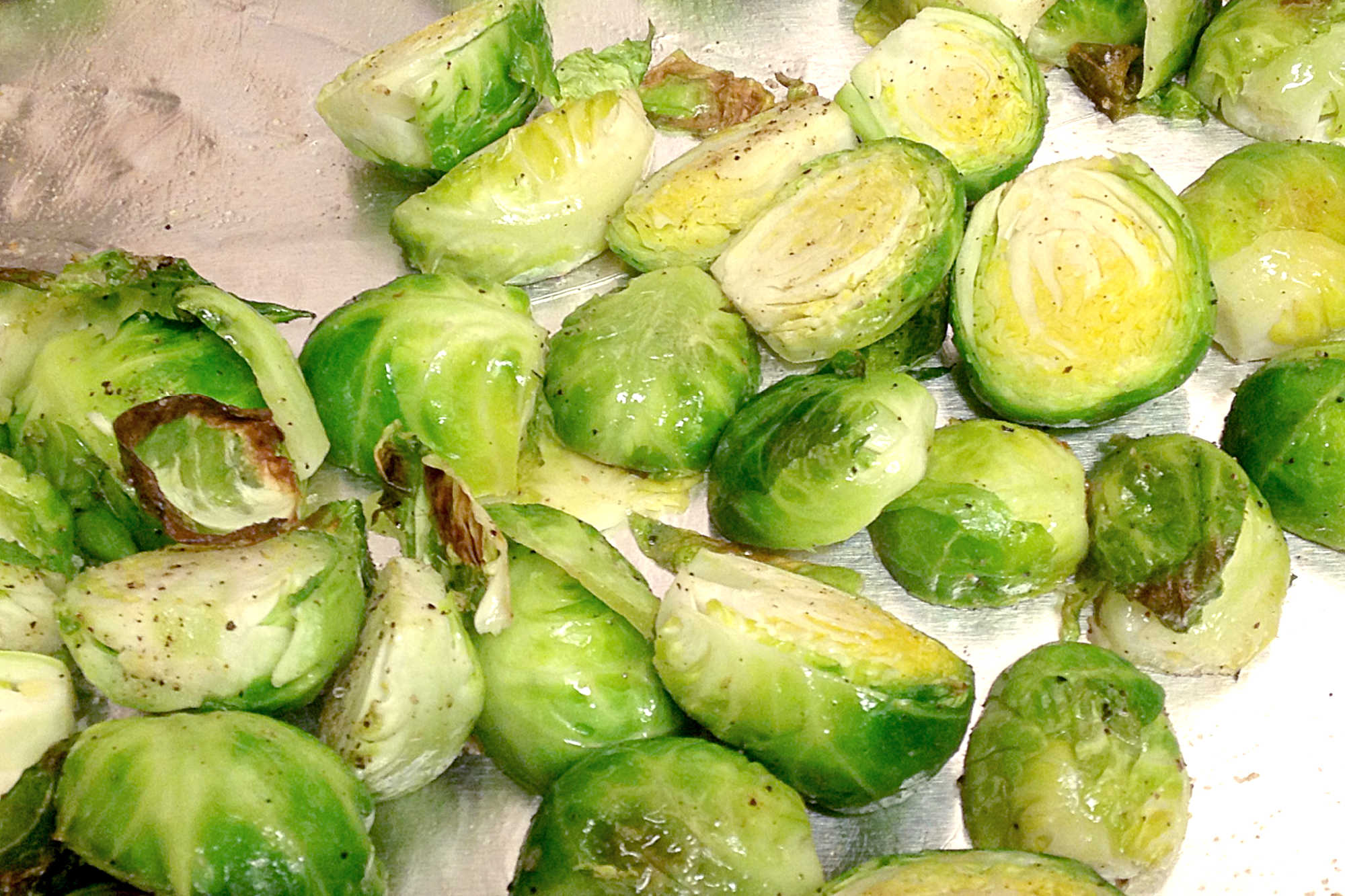 Elevate your veggie game with these fool-proof simply roasted Brussels sprouts. Perfectly crispy and full of flavor, you'll be begging for seconds #InstaFoodiesLoveBrussels #BrusselsSproutsForDays #RoastAndToastWithMe #VeggieObsessions #EasyAndDeliciousEats