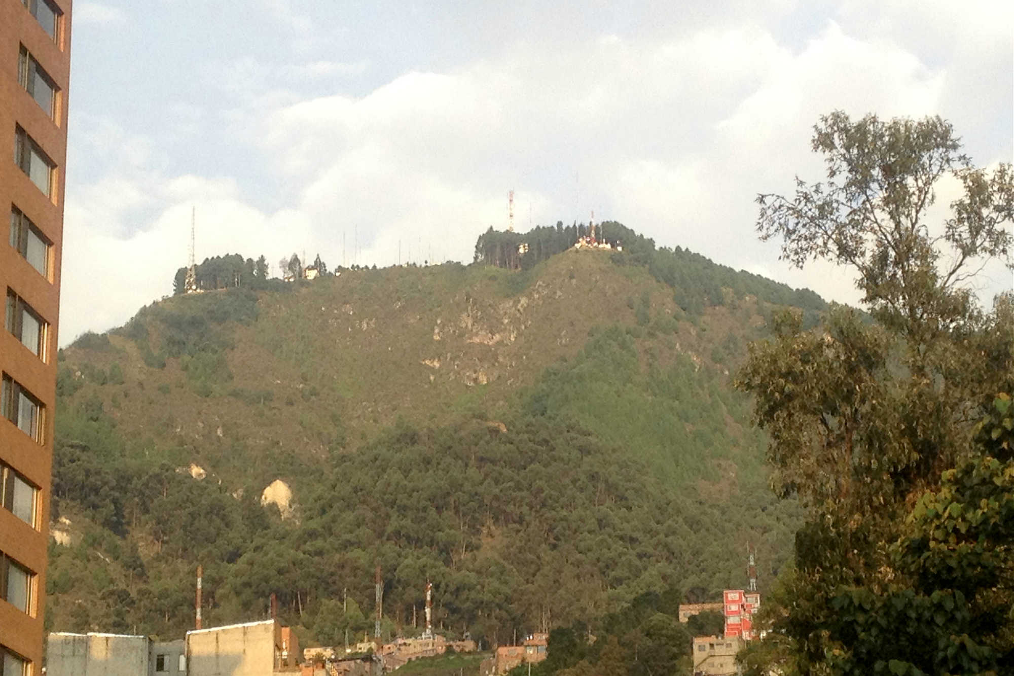 Work travel has it's problems.  Especially if your team members only points out the problems with no suggestions for solutions.  It's negativity abundance day 2 in Bogota. 
