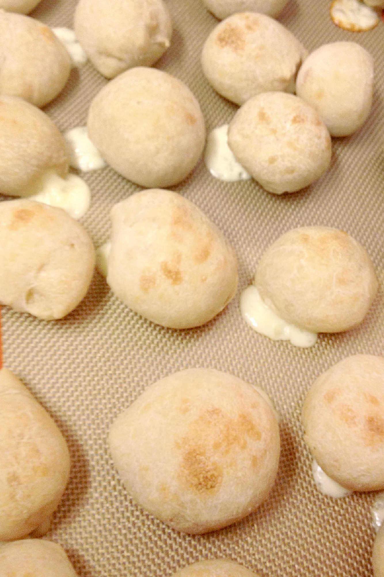These Mozzarella Stuffed Wheat Rolls are soft, wholesome, and feature the best gooey mozzarella pull. Perfect with soup or as an appetizer! #mozzarellarolls #wholewheat #homemaderolls #bakingrecipe #foodblogger #cheesepull