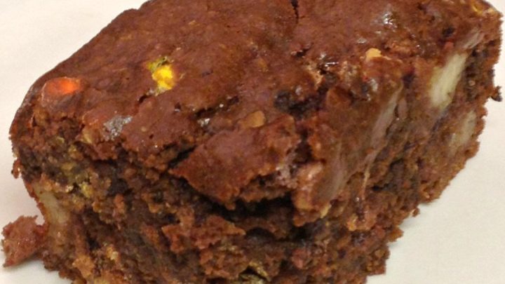 These Peanut Butter Banana Brownies are light, moist, delicious, and full of that my favorite flavor combination. #PeanutButterBananaBrownies #BrownieLovers #HealthyTreats #BananaDessert #SweetToothSatisfier