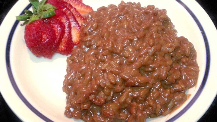 Creamy, chocolatey, and oh-so-satisfying. Chocolate Risotto is a delicious and unique twist on a classic dish! #ChocolateRisottoDelight #RisottoLoversUnite #DecadentDessertVibes #SatisfyYourChocolateCravings #FoodieFiestaTime