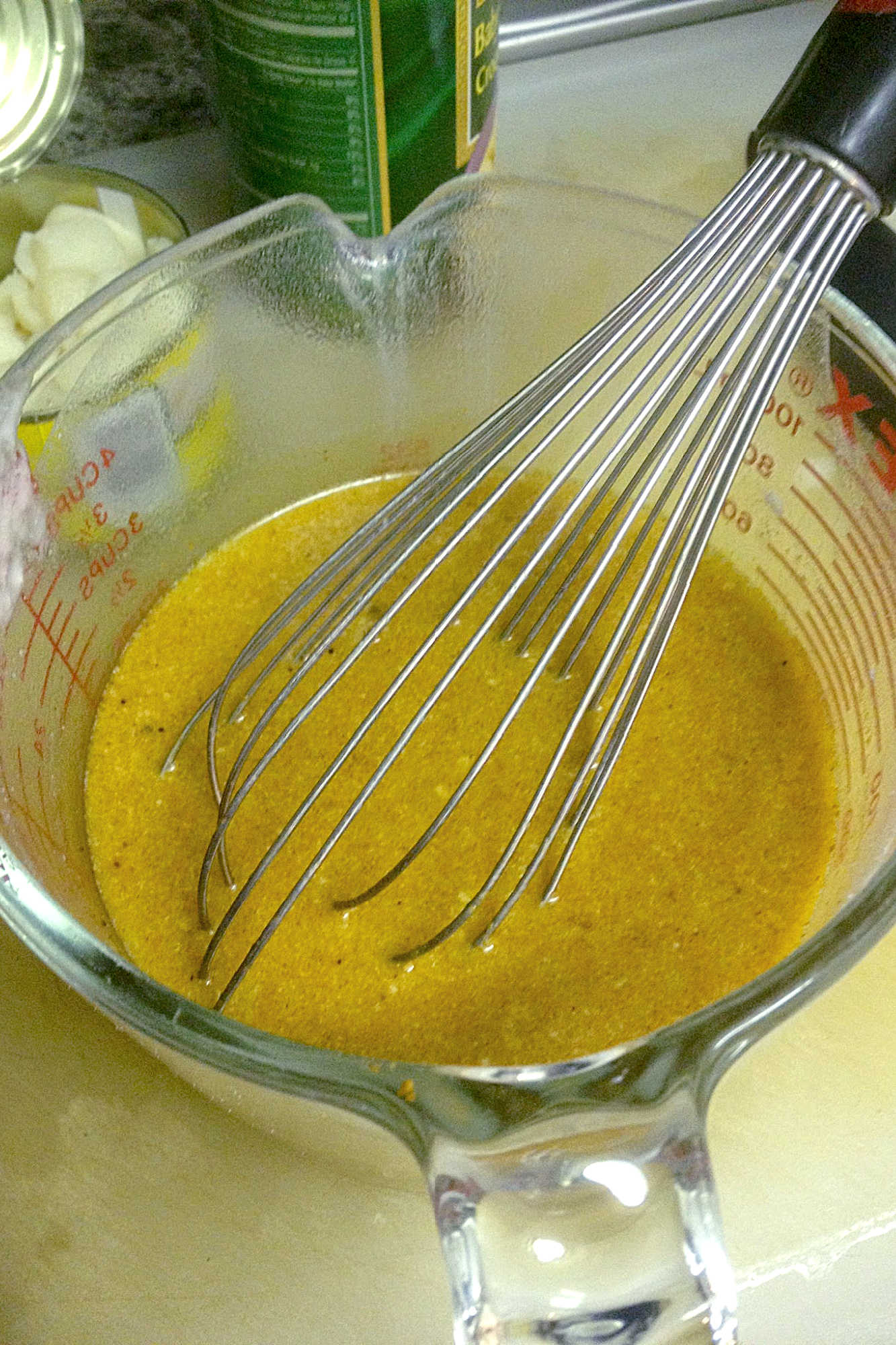 Thai Curry Chicken brings bold, aromatic flavors to your dinner table. Enjoy tender chicken in a rich curry sauce, packed with authentic spices and creamy coconut milk.
#SpiceUpYourFeed #ThaiCurryLove #InstaFoodieFaves #ChickenCurryCravings #AuthenticThaiFlavors