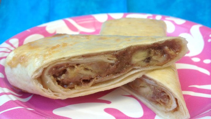 Burrito lovers, we've got something special for you! 🌯❤️ Introducing Banana Burritos. A sweet surprise that's inspired by our favourite apple flautas but with a twist.  #bananaburritos #healthybreakfast #easyrecipes #vegetarianmeals