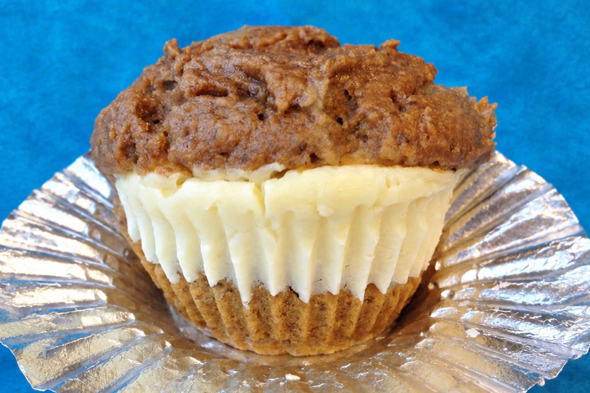 Add a touch of festive cheer to your breakfast routine with these Pumpkin Cream Cheese Muffins. Moist, flavorful, and oh-so-decadent. You won't be able to resist going back for seconds! #PumpkinCreamCheeseMuffins #FallBaking #BakingInspo #MuffinLovers #SeasonalFlavors