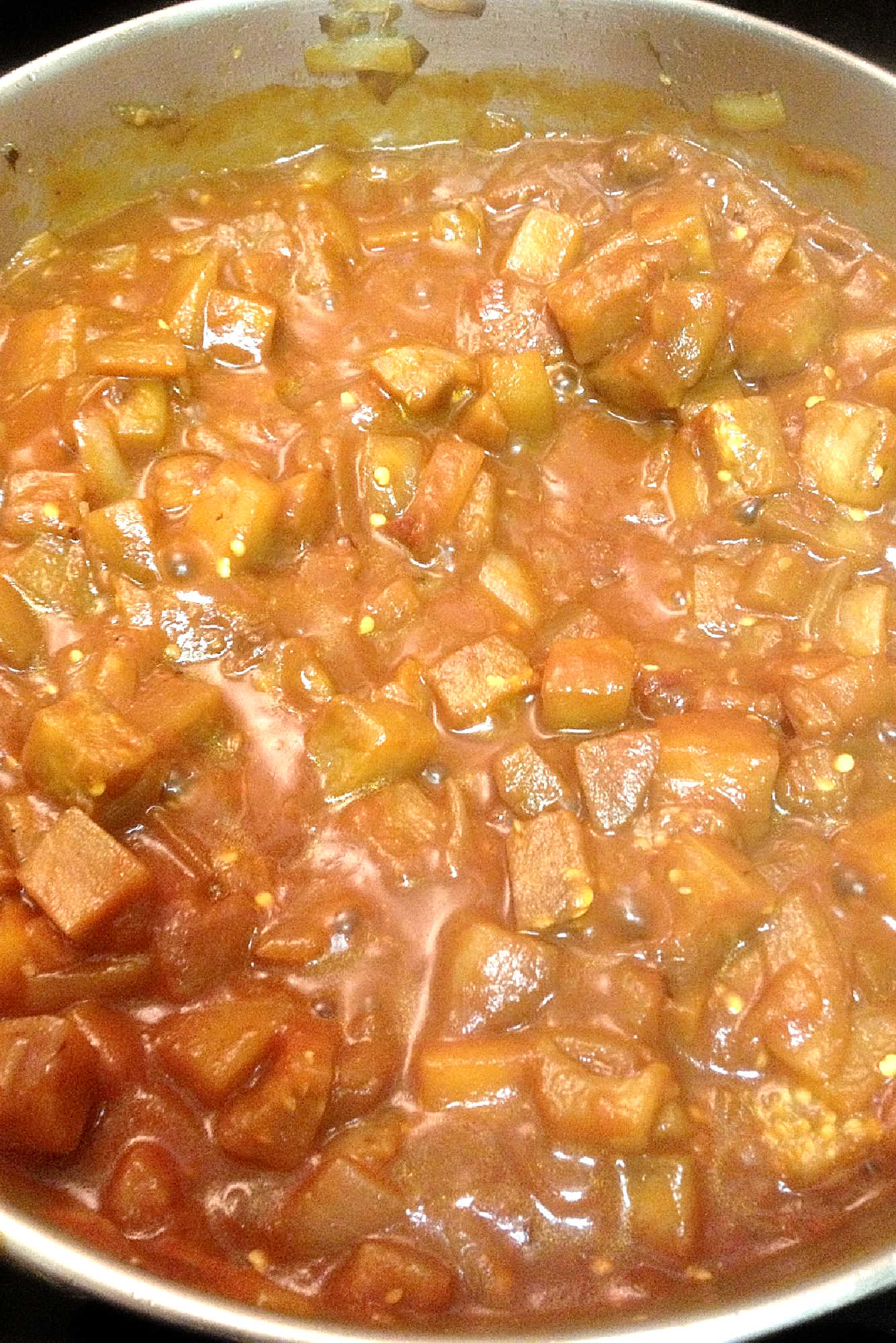 Attention all vegetarians and meat-lovers alike! Sloppy Eds - Eggplant Sloppy Joes - are the perfect solution for a tasty and satisfying meal. #SloppyEds #EggplantSloppyJoes #MeatlessMondays #VegetarianRecipes #PlantBasedEats #MeatFreeMondaySloppyJoes #VeganComfortFood #MeatlessSloppyJoes #MeatFreeMouthfuls