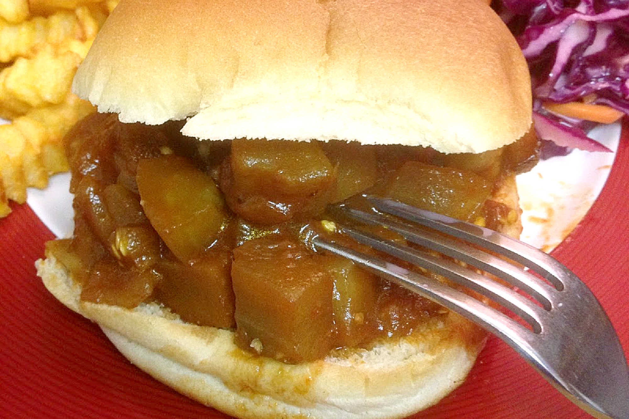 Attention all vegetarians and meat-lovers alike! Sloppy Eds - Eggplant Sloppy Joes - are the perfect solution for a tasty and satisfying meal. #SloppyEds #EggplantSloppyJoes #MeatlessMondays #VegetarianRecipes #PlantBasedEats #MeatFreeMondaySloppyJoes #VeganComfortFood #MeatlessSloppyJoes #MeatFreeMouthfuls