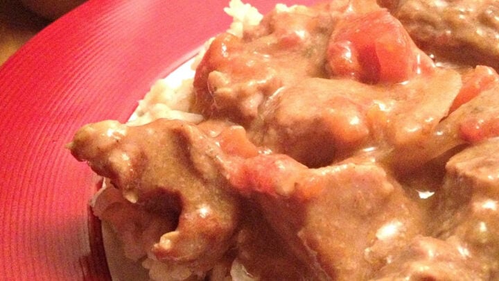 Craving something different today? Ever tried African Beef and Peanut Stew? Its bold flavors can transport you to Africa right from your kitchen! #AfricanRecipes #AfricanCuisine #BeefandPeanutStew #PeanutButterLovers #SpicyStews