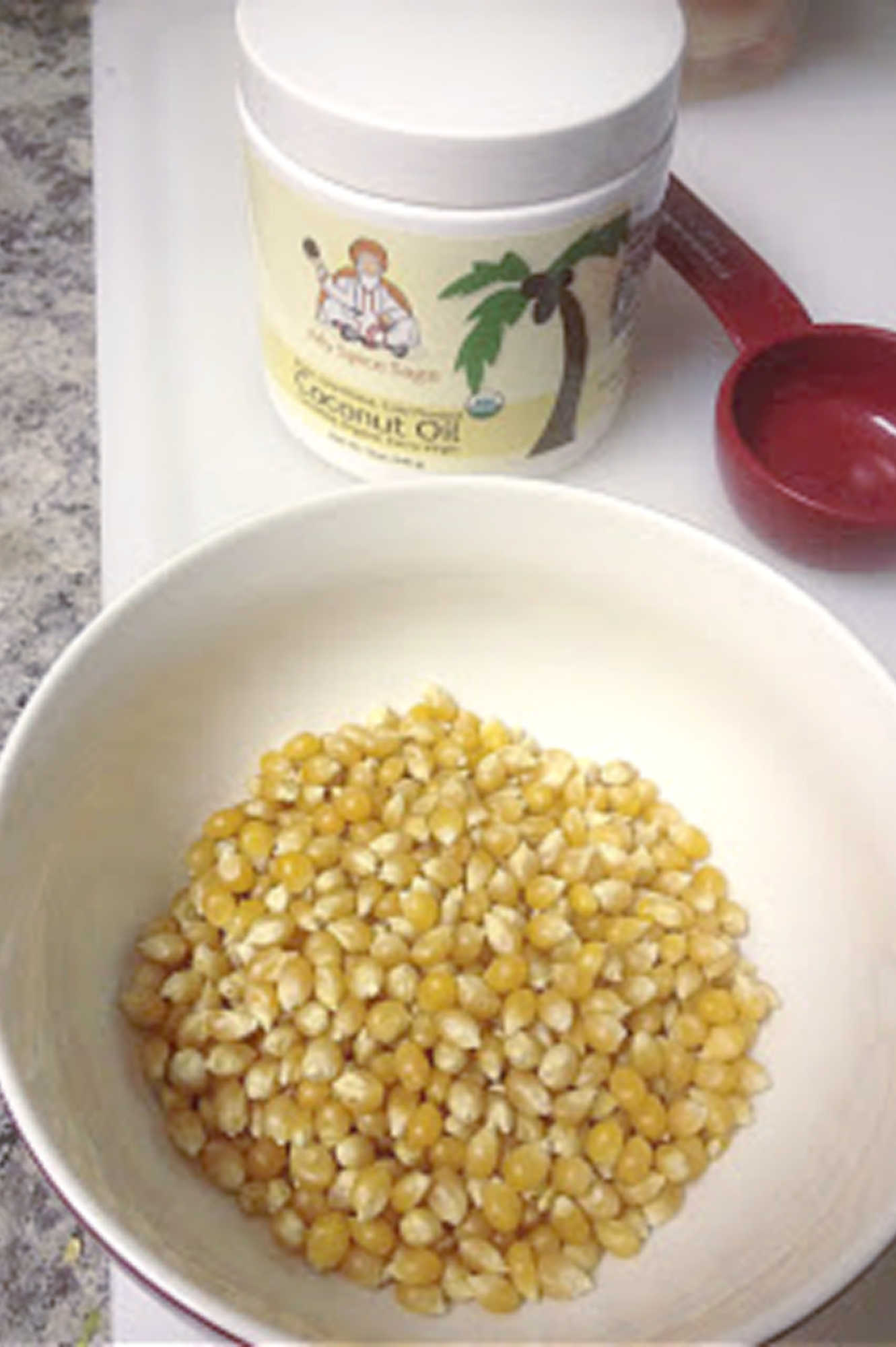 Beer bacon caramel corn brings together salty bacon, sweet caramel, and a hint of beer for a snack that's both surprising and satisfying. Try this unforgettable treat with your next movie night. #BeerBaconCaramelCorn #BrewsAndSnacks #CraftBeerTreats #PorkAndPoppinCandy #FoodieFavs