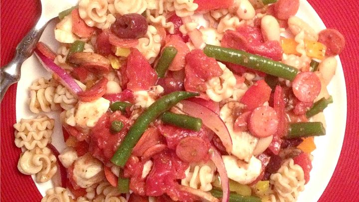Weeknight dinners feel extra special with pizza pasta salad on the table. Fresh, quick and full of flavor, it’s a go-to for busy days. #PizzaPastaSaladDelight #ItalianInspiredEats #FoodieFaves #SummerSides #EasyMealIdeas