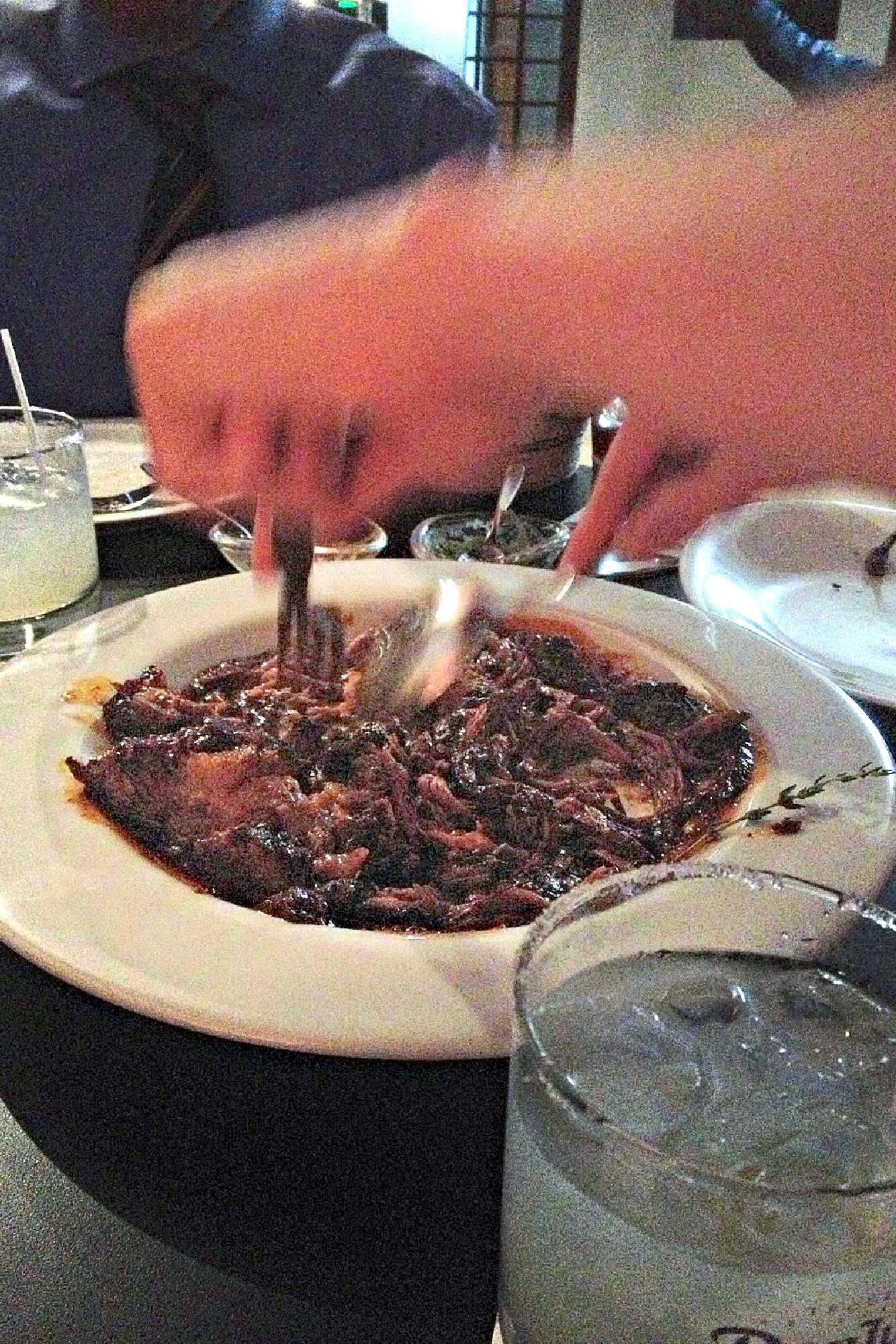 Fresh guacamole, langostinos, and amazing shredded guajillo beef.  Life tastes better when you share a meal at Agave Azul Bogota, where every dish invites connection. #AgaveAzulBogota #AuthenticMexicanFlavors #InstaMexicanFood #BogotaFoodie #TasteOfMexico