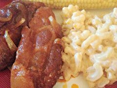 With just a few ingredients, S's Baked Barbecue Ribs will cook up in no time. And they're finger licking, lip smacking delicious!