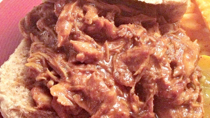 Nothing beats the aroma of honey mustard barbecue chicken simmering in the slow cooker. Get ready for a dish that is juicy, flavorful, and simple to prepare. #BBQChickenLovers #FlavorfulFusionFood #HoneyMustardGlaze #EasyWeeknightMeals #GrillingSeasonEssentials