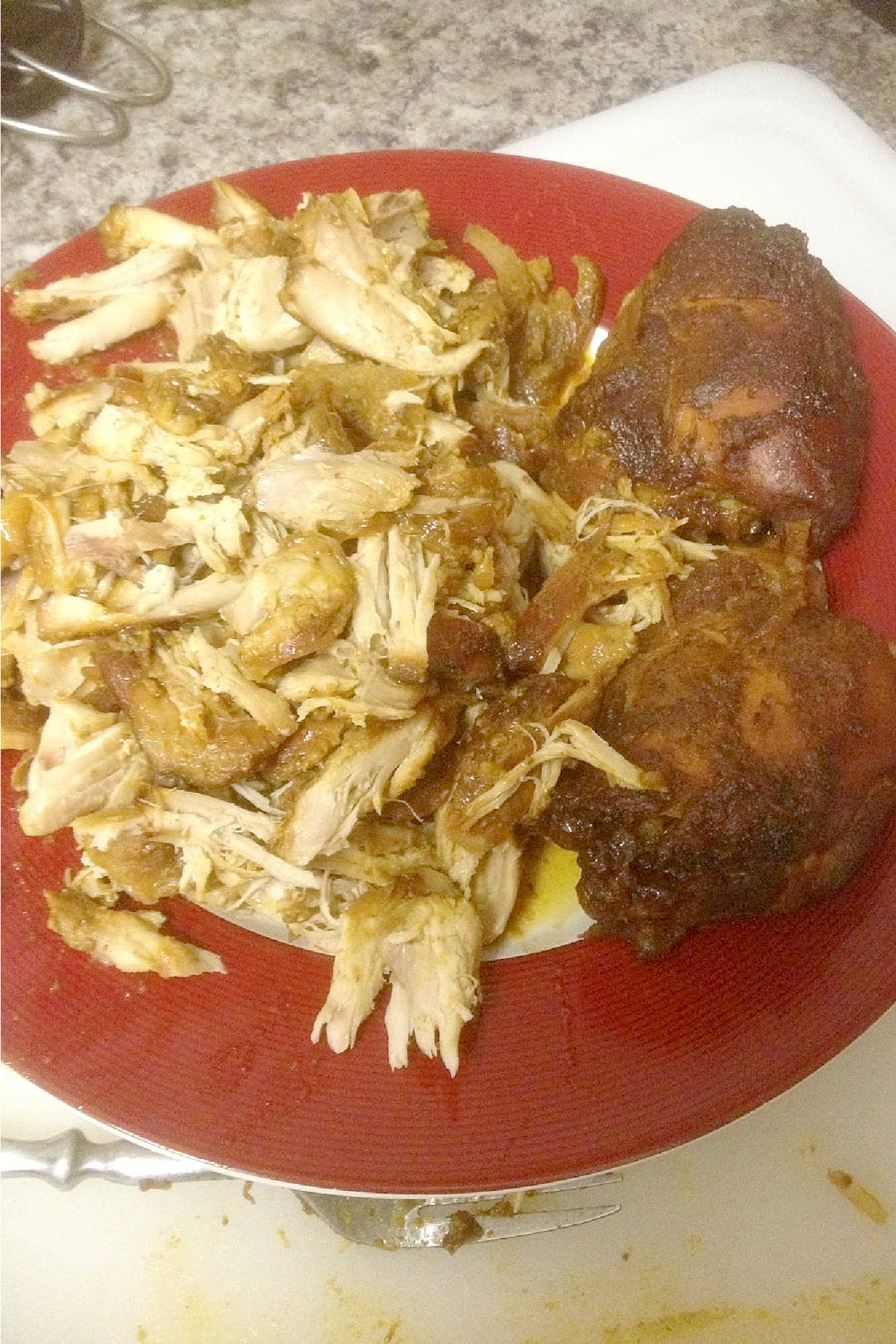 Nothing beats the aroma of honey mustard barbecue chicken simmering in the slow cooker. Get ready for a dish that is juicy, flavorful, and simple to prepare. #BBQChickenLovers #FlavorfulFusionFood #HoneyMustardGlaze #EasyWeeknightMeals #GrillingSeasonEssentials