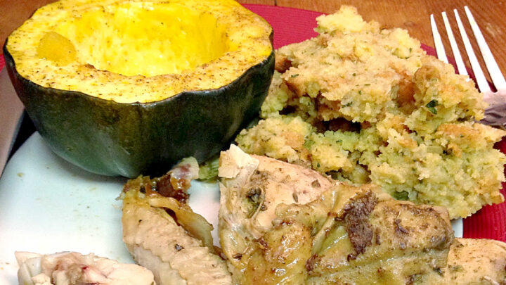 Make weeknight meals special with Herb Roasted Chicken with Baked Acorn Squash. The tender chicken pairs perfectly with caramelized acorn squash, seasoned with a blend of fresh herbs for a comforting classic. #HerbRoastedChicken #BakedAcornSquash #HealthyEats #FallFlavors #EasyDinnerIdeas