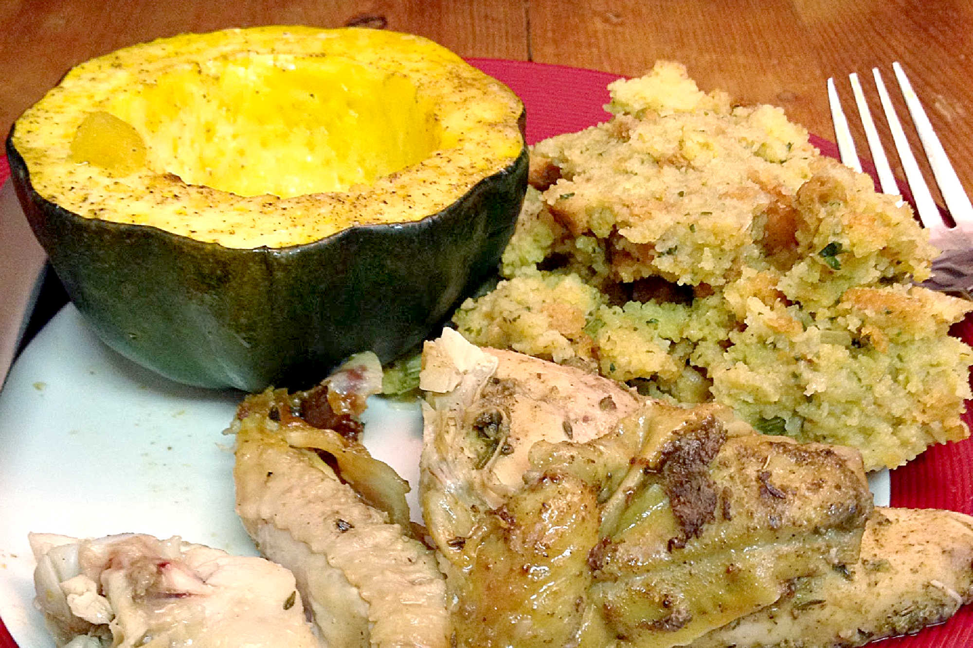 Make weeknight meals special with Herb Roasted Chicken with Baked Acorn Squash. The tender chicken pairs perfectly with caramelized acorn squash, seasoned with a blend of fresh herbs for a comforting classic. #HerbRoastedChicken #BakedAcornSquash #HealthyEats #FallFlavors #EasyDinnerIdeas