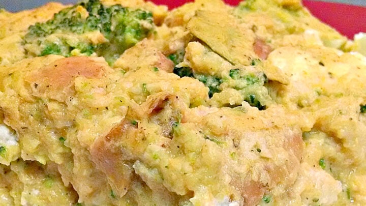 Hearty and packed with flavors, Squash and Broccoli Goat Cheese Strata is perfect for a meat free meal, light lunch, or even a brunch!