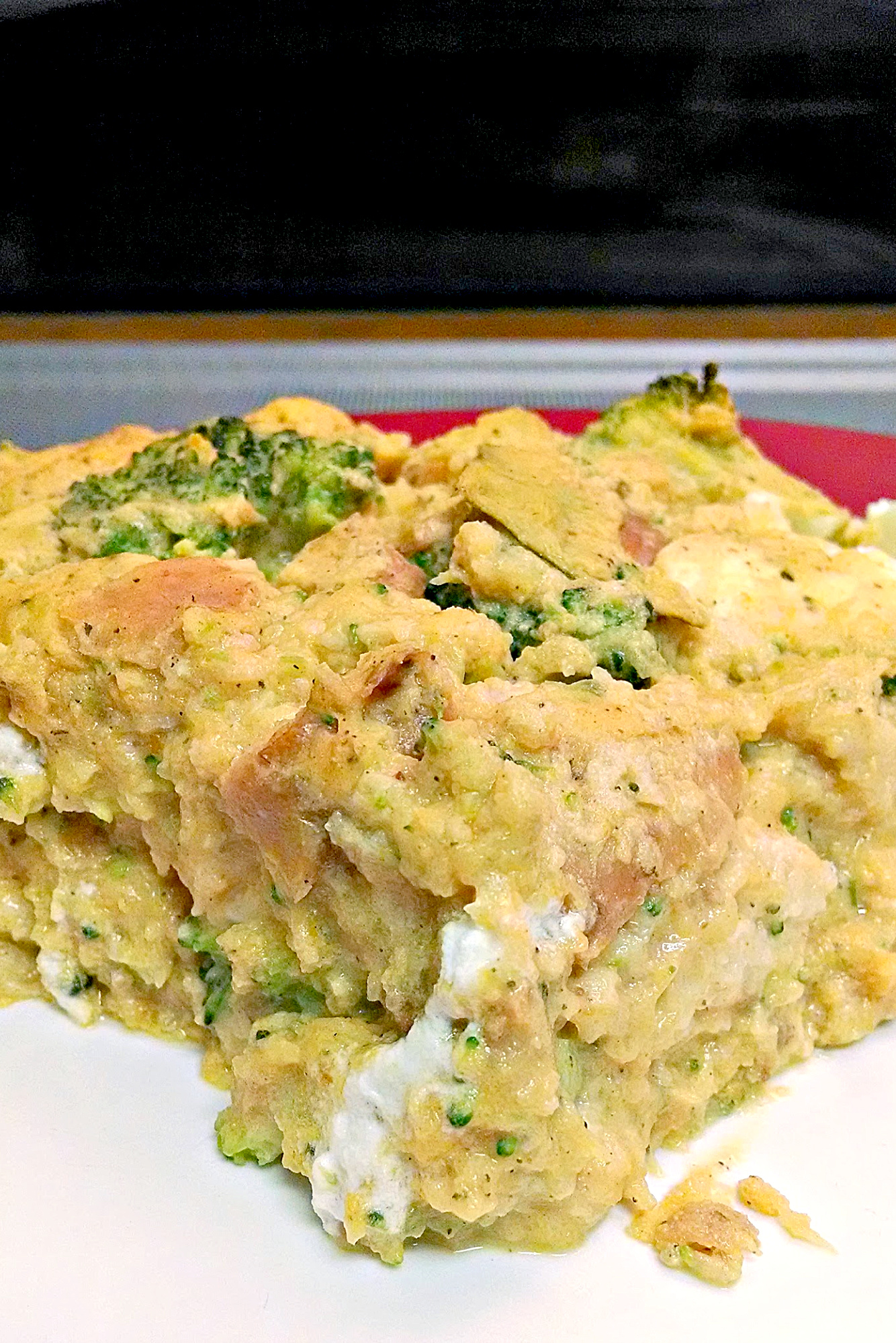 Hearty and packed with flavors, Squash and Broccoli Goat Cheese Strata is perfect for a meat free meal, light lunch, or even a brunch!