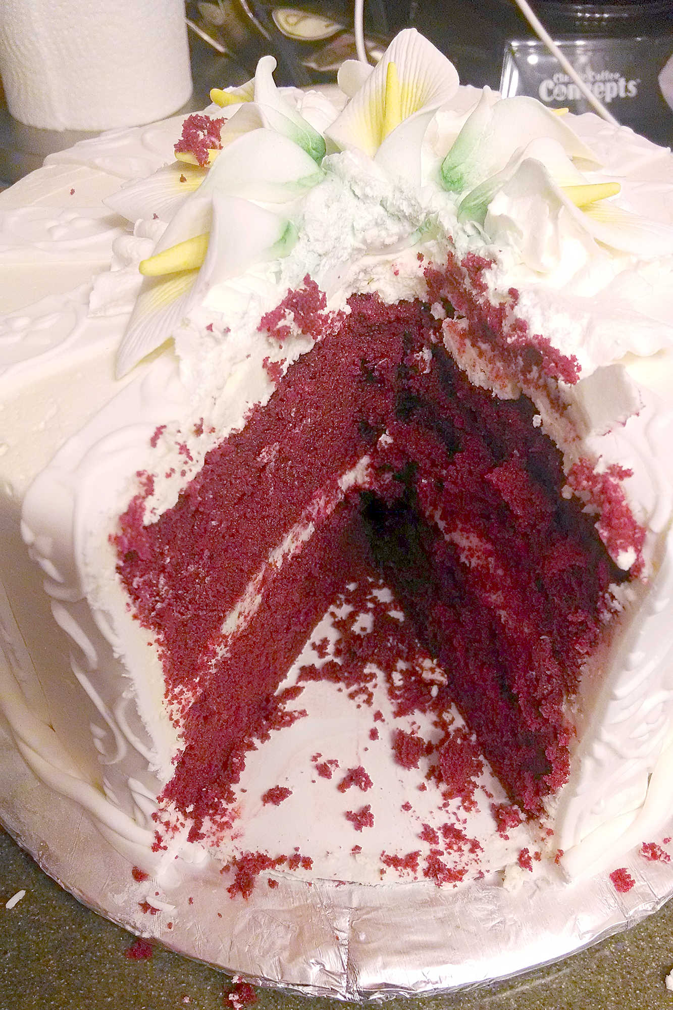 Just Us On a Mountain Finale - the story of our wedding continues with wineries, breweries, and finally the cake.
