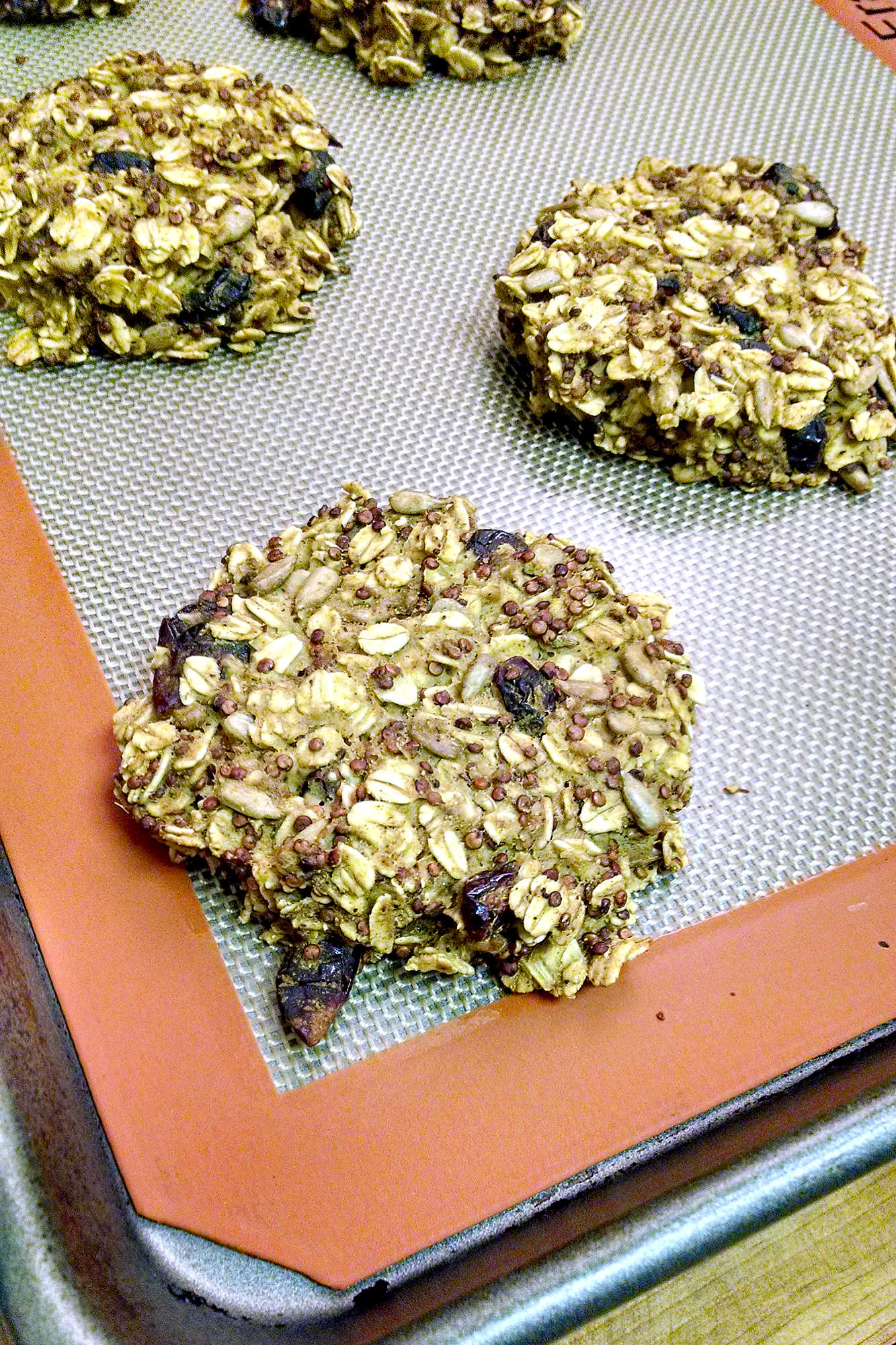 Yup!  I said cookies for breakfast!  These Cranberry Pumpkin Breakfast Cookies are full of fiber and protein to keep you full.