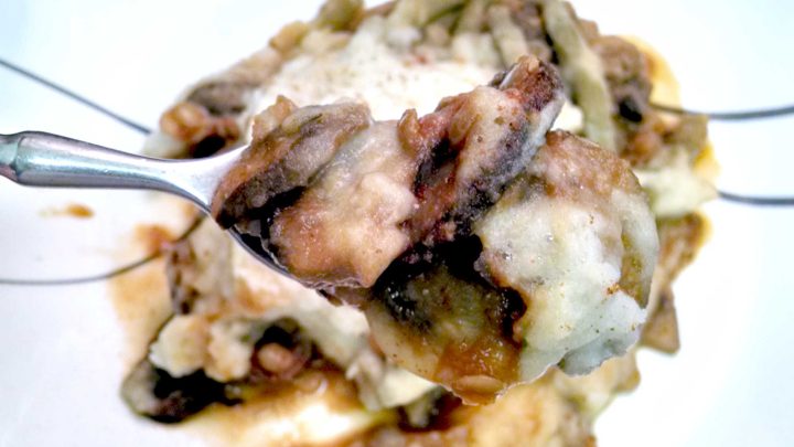 A hearty and meat free version of the traditional classic, Mushroom and Lentil Cottage Pie won't have you missing the meat.  It's packed with hearty goodness and tons of flavor! #meatfree #meatless #cottagepie