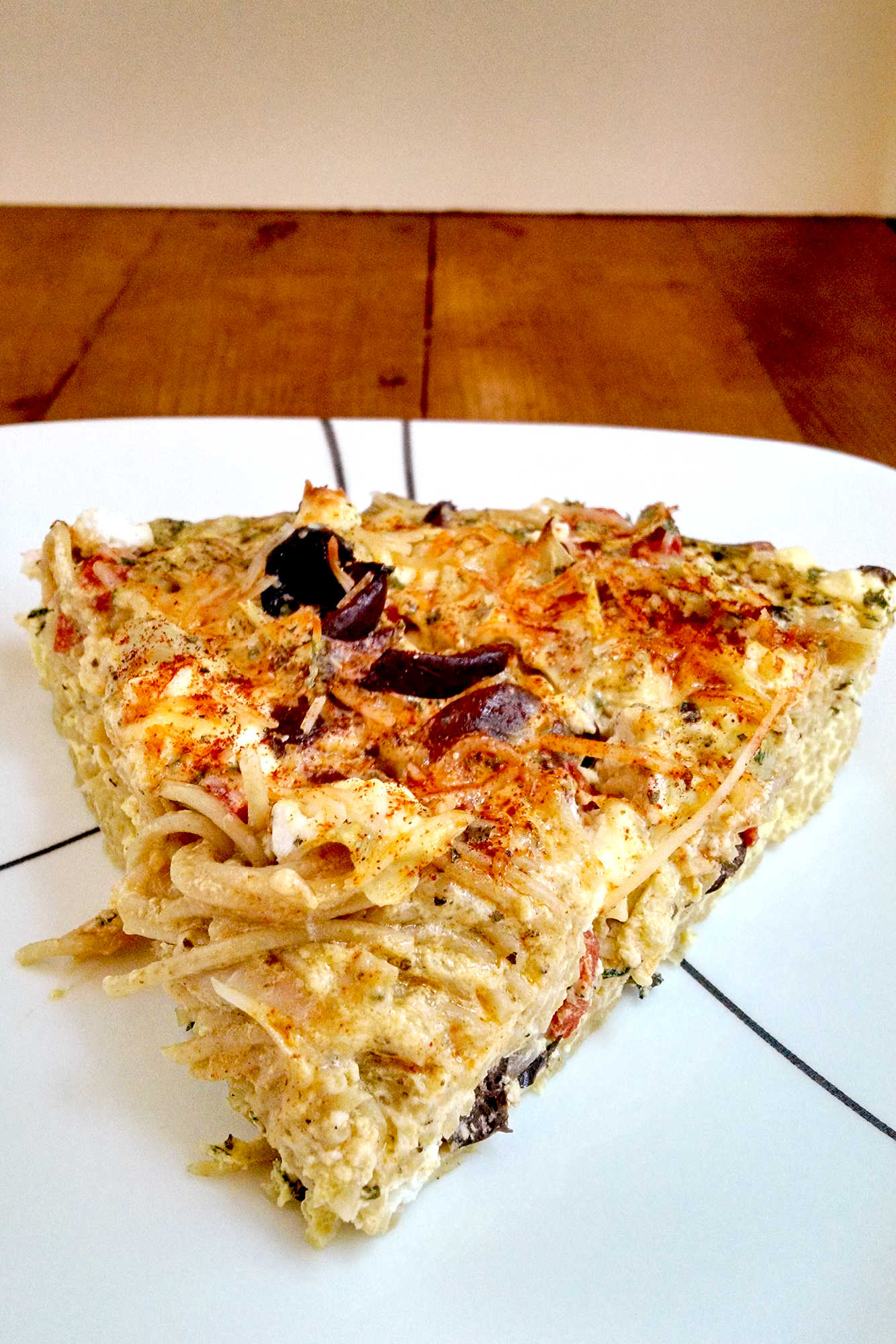 Switch things up with our flavorful and nutritious Mediterranean Pasta Frittata. Perfect for breakfast, lunch, or dinner! #MediterraneanFlavors #PastaLover #FrittataFun #HealthyEats #MediterraneanCuisine
