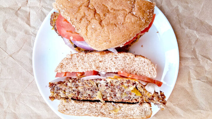Looking for a healthier burger option? Try Green Chile Quinoa Burgers, packed with protein, flavor, and all the spicy goodness of green chiles. #BurgerMonth #GreenChileQuinoaBurgers #MeatlessMondayEats #PlantBasedBurgers #VegetarianGrilling #SouthwestFlavors #healthyburger #quinoalove #meatlessmeals #plantbased #summergrilling #meatlessmonday