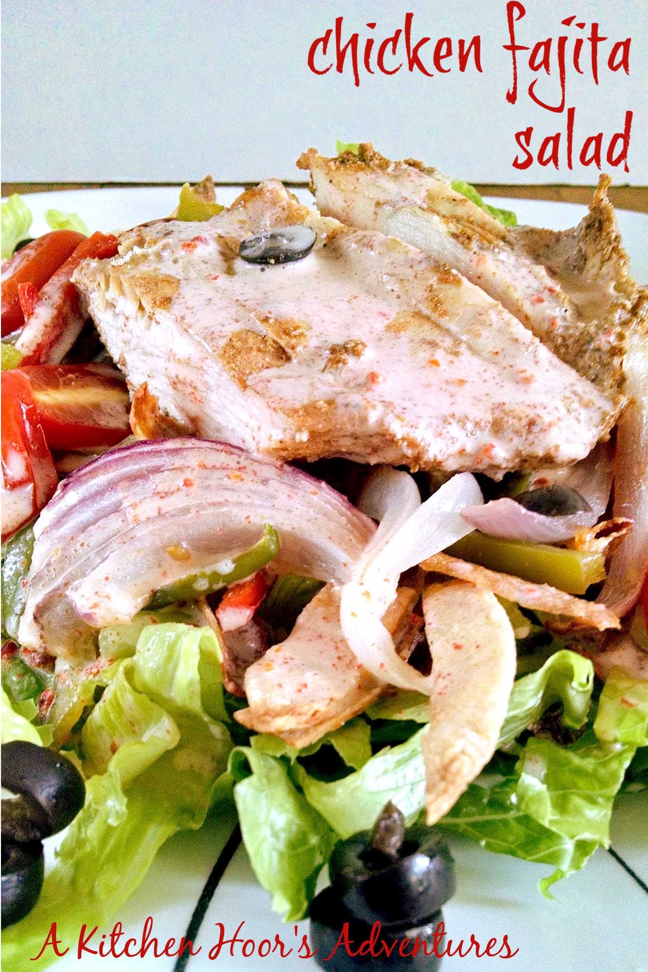 Tired of plain old salads? Spice things up with this Chicken Fajita Salad! Filled with juicy chicken, colorful veggies, and topped with a creamy avocado dressing, it's a party for your taste buds. #HealthyEating #FajitaLove #SaladGoals #ChickenFajita #MealPrepMadeEasy