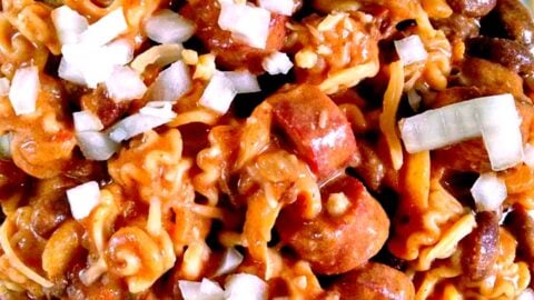 This quick and easy Chili Cheesedog Chili Mac is not only kid friendly (big and little kids alike) but it’s also tasty and low in fat. #CheesyChiliLoversUnite #ComfortFoodCravings #OnePotWonderful #FoodieFiesta #ChiliMacAttack