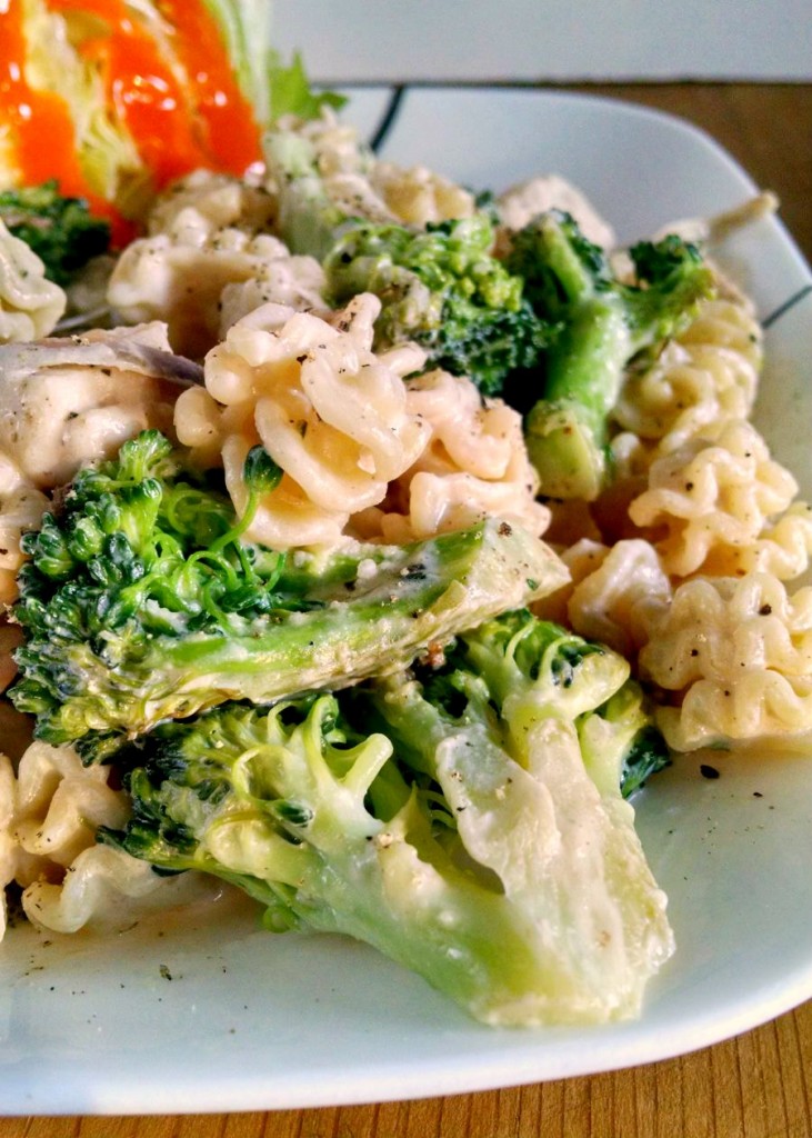 Necessity is the mother of invention. Needing a quick and easy Saturday dinner so we wouldn't be tempted to order in, I cooked up this delicious Chicken & Broccoli Skillet Pasta Alfredo in no time flat!