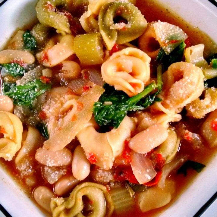 Tortelini & Cannelini Minestrone with Spinach