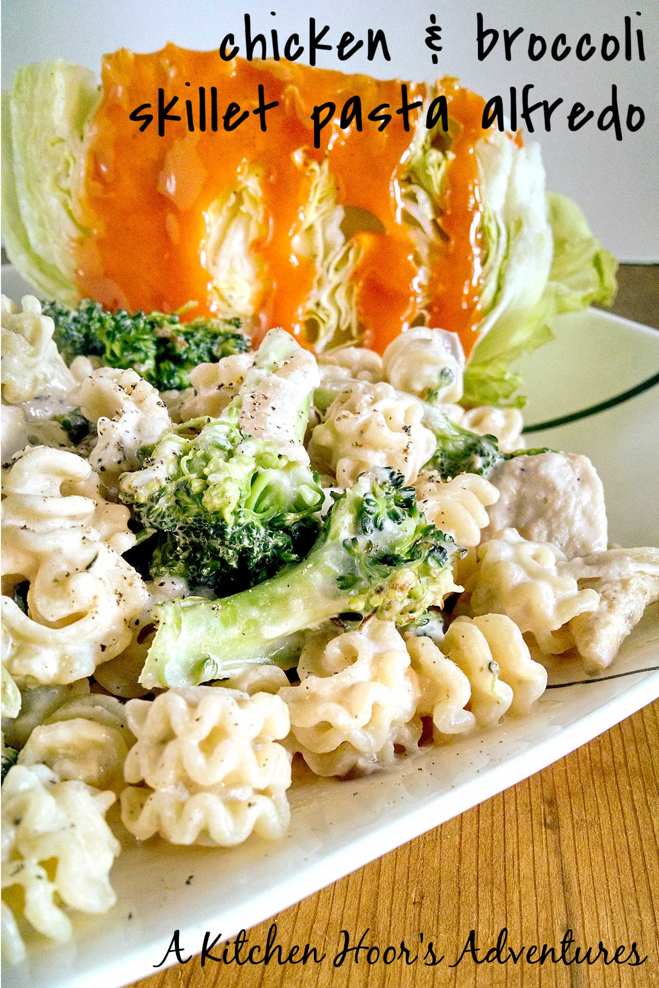 Looking for a quick and delicious dinner idea? Look no further than this one-pan Chicken & Broccoli Skillet Pasta Alfredo. Easy clean up, maximum flavor. #pastarecipe #broccoli #chickenrecipe #easyrecipe #comfortfood #ChickenBroccoliAlfredo #OnePanPasta #WeeknightDinnerIdeas #EasyPastaRecipes #AlfredoLoversUnite