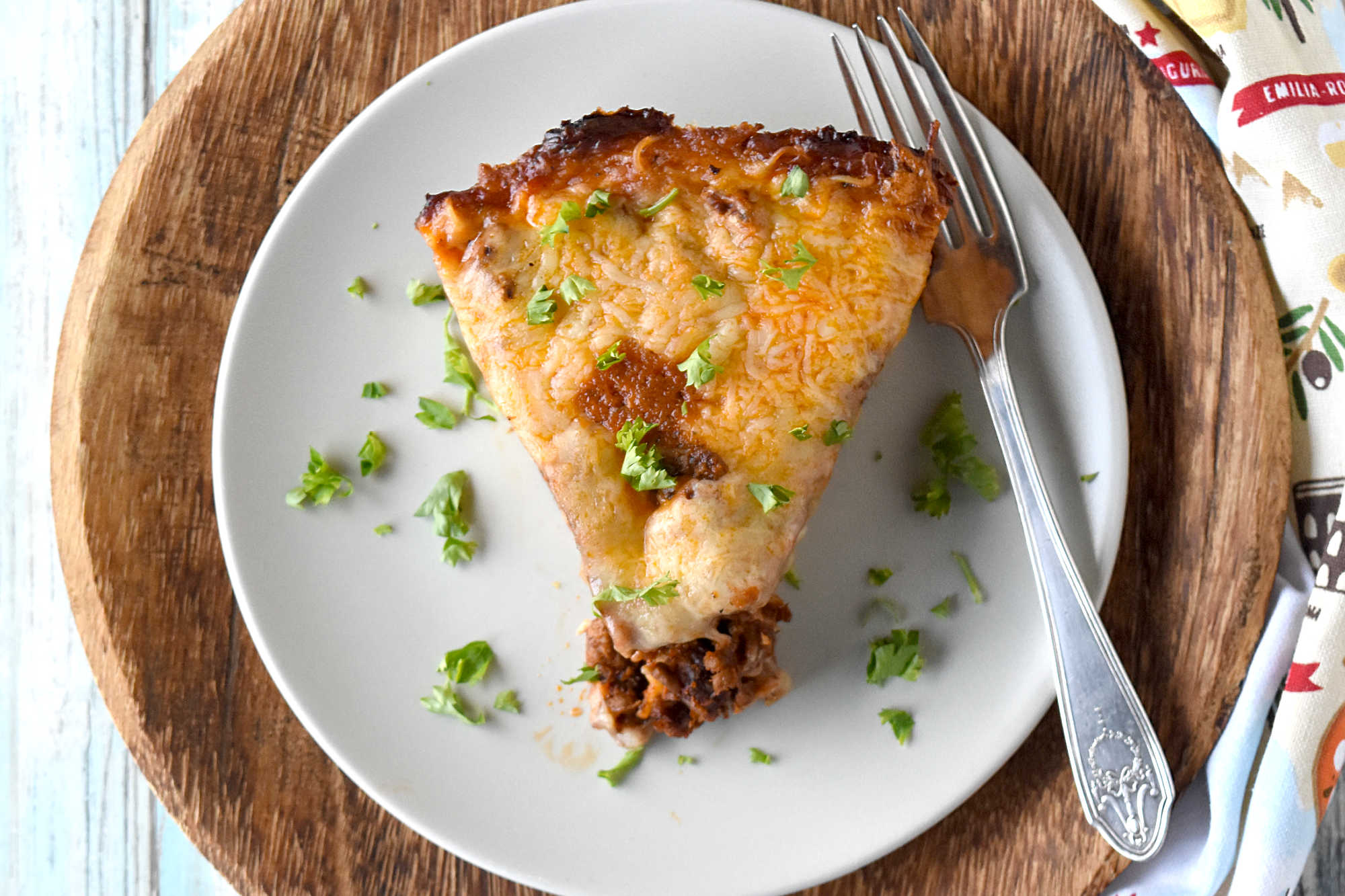 Spaghetti Pie is the perfect way to repurpose leftovers into a comforting, oven-baked dish everyone will love. Try this twist on a classic meal for dinner and see how easy it is to reduce kitchen waste. #SpaghettiPieDelight #PastaPerfection #ComfortFoodGoals #CheesyGoodness #ItalianEatsDaily #SpaghettiPieSaturdays #PastaLoversUnite #CookingWithCarbs #ComfortFoodCravings #FoodieFamFavorites
