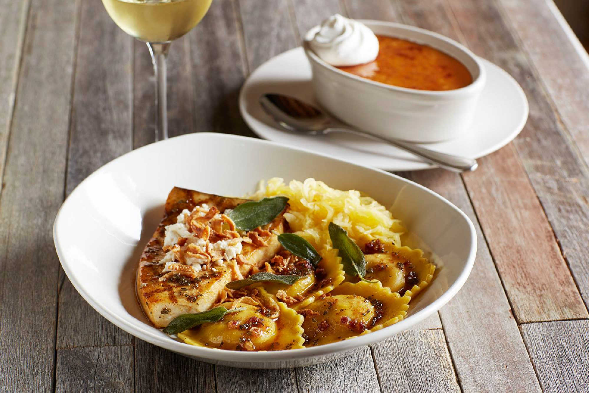 Falling for Bonefish Grill's new Fall Crush Menu. Indulge in seasonal flavors and let your taste buds be swept off their feet! #FallCrushMenu #SeasonalFavorites #BonefishBites #FoodieFrenzy #FallingForBonefish