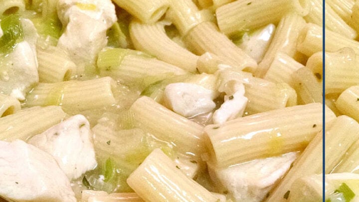Spice up your pasta night with this delicious Creamy Chicken Pasta with Leeks and Shallots. It's sure to become your new favorite! #CreamyPastaDelight #ChickenPastaLovers #LeekAndShallotSauce #FoodieFaves #EasyPastaRecipes