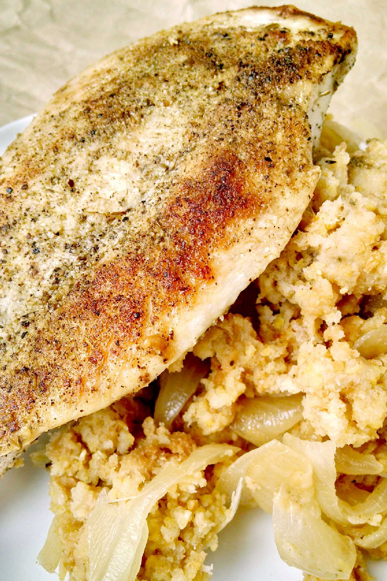 Add a touch of elegance to your dinner table with Skillet French Onion Chicken. Easy to make, but your guests will think you spent hours in the kitchen. #FrenchOnionChickenSizzle #CastIronCuisine #OneSkilletMeal #ComfortFoodClassics #OnionLoversDelight #skilletcooking #frenchonionchicken #30minutemeals #easydinnerrecipes #comfortfoodlover