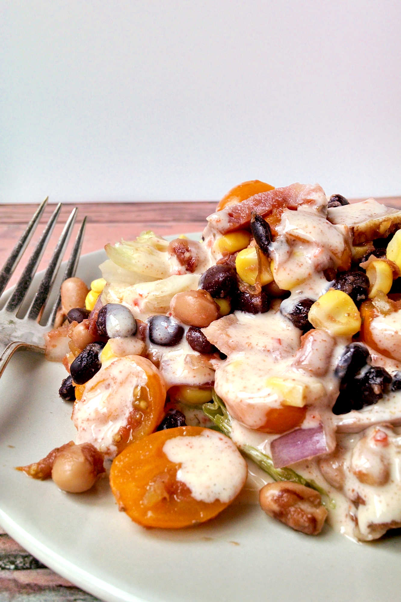 Add a twist to your summer BBQ with this delicious Texas Caviar Salad with Ham! Satisfy your cravings and impress your friends with this flavorful and colorful dish. #TexasCaviarSalad #SouthernEats #HamLovers #HealthyEating #MealPrepMonday SummerEats #TexasCaviar