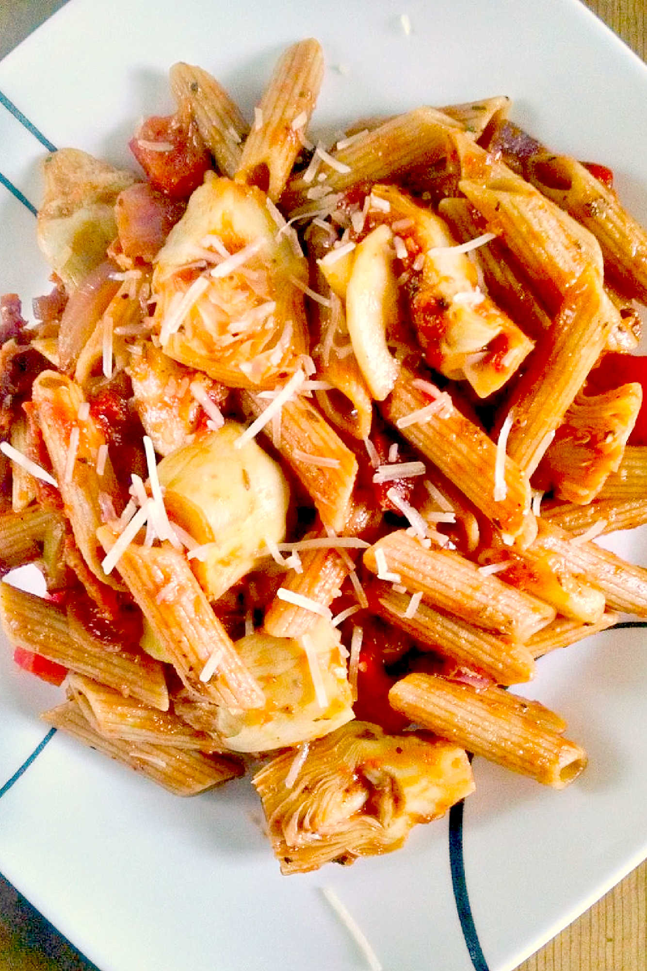 Experience the beauty of Tuscany through your taste buds with this delicious Tuscan Pasta Toss. Trust us, it's the perfect blend of Italian flavors and comfort food. #TuscanPastaToss #ItalianFoodie #PastaLovers #QuickandDelicious #OnePanMeals #ItalianFlavors #PastaLovers #ItalianCooking #PastaNight