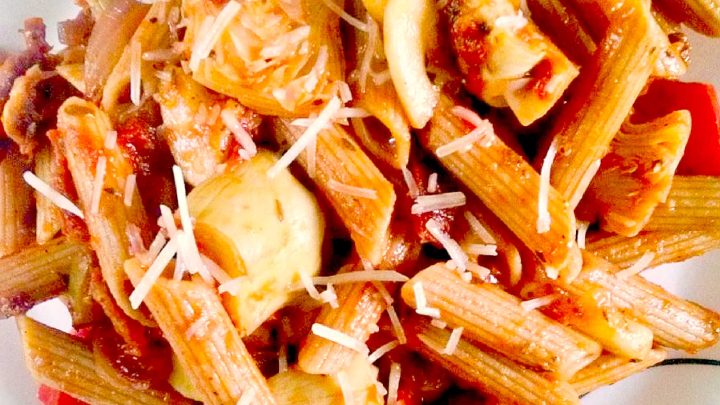 Experience the beauty of Tuscany through your taste buds with this delicious Tuscan Pasta Toss. Trust us, it's the perfect blend of Italian flavors and comfort food. #TuscanPastaToss #ItalianFoodie #PastaLovers #QuickandDelicious #OnePanMeals #ItalianFlavors #PastaLovers #ItalianCooking #PastaNight