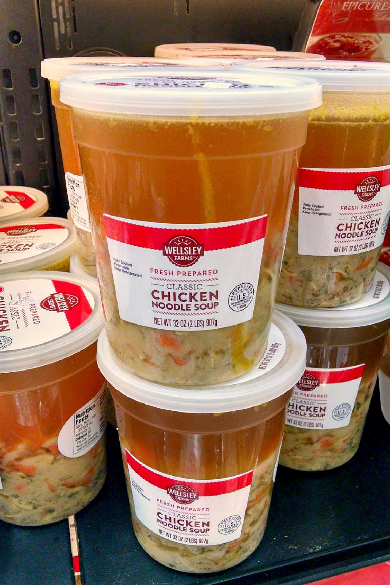 Attention all food lovers! BJ's Offers Delicious and Quick Wellsley Farms Fresh Prepared Meals that will have your taste buds dancing.  #BJsFreshMeals #WellsleyFarmsEats #EasyEatsAtBJs #MealPrepMadeEasy #ConvenientCookingWithBJs #mealprep #convenience #delicious