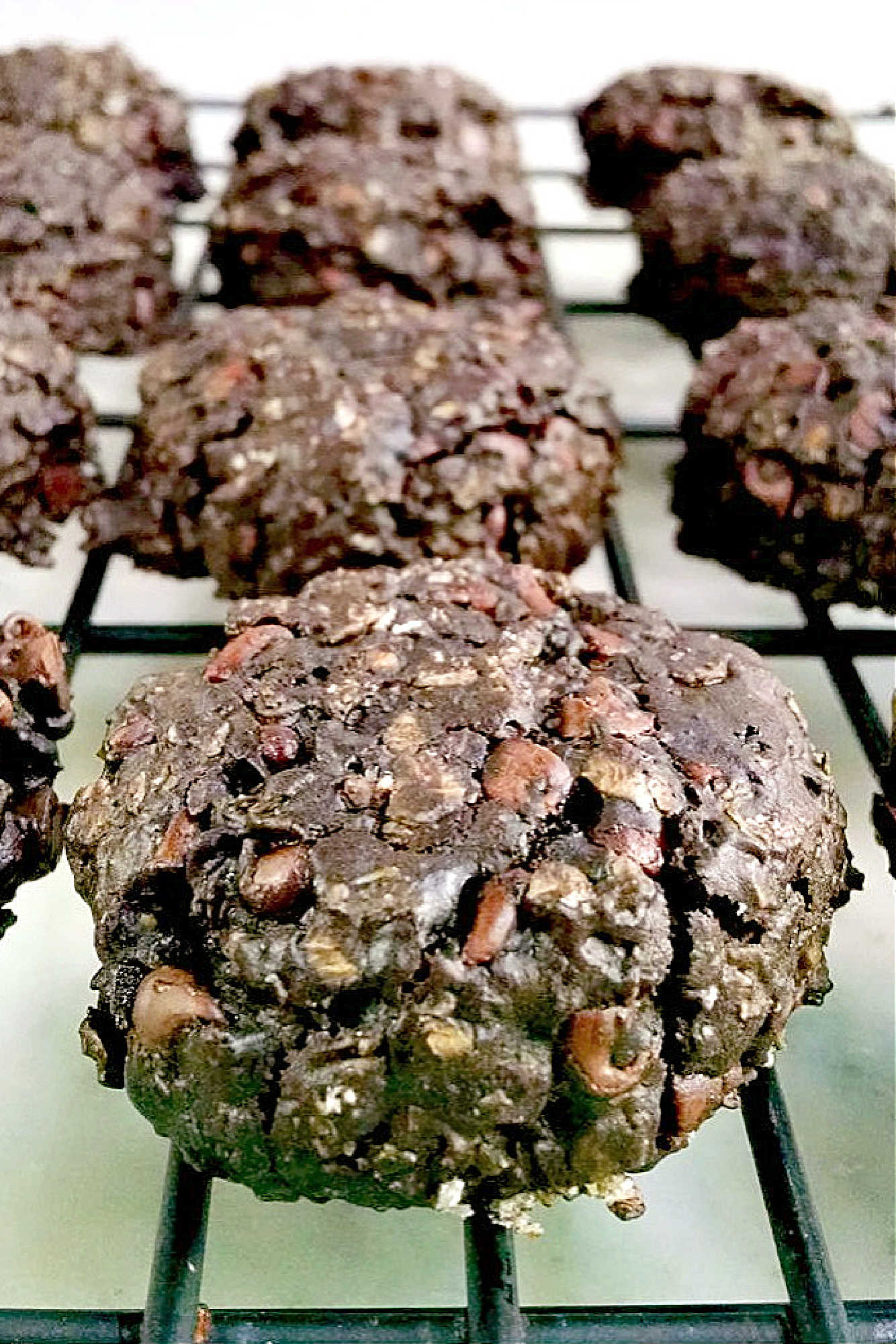 Get ready for a chocolate overload with these decadent Double Chocolate Oatmeal Cookies! Perfect for satisfying your sweet tooth and making your taste buds dance. #DoubleChocolateOatmealCookies #ChocolateLoversDelight #FoodieFaves #HealthyIndulgence #BakeWithLove #DoubleChocolateCookies #OatmealChocolateChip #ChocolateLoversUnite #BakingWithLove #CookieCravings