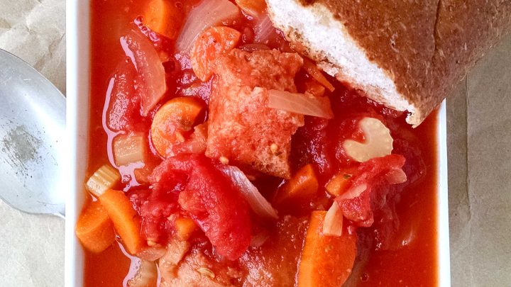 Take your taste buds on a journey to Tuscany with Pappa al Pomodoro. It's like a hug in a bowl! #pantryrecipe #tomatosoup #pappaalpomodoro #pomodoro #ItalianCuisine #FlorenceEats #SoupSeason #ComfortFoodHeaven #TomatoLove