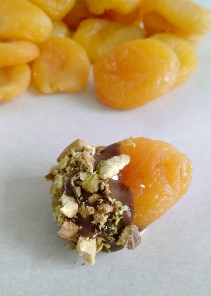 #TripleSBites - Chai Chocolate Apricots with Pistachios - Sweet, dried apricots are dipped into chai spiced dark chocolate and then coated in chopped pistachio.
