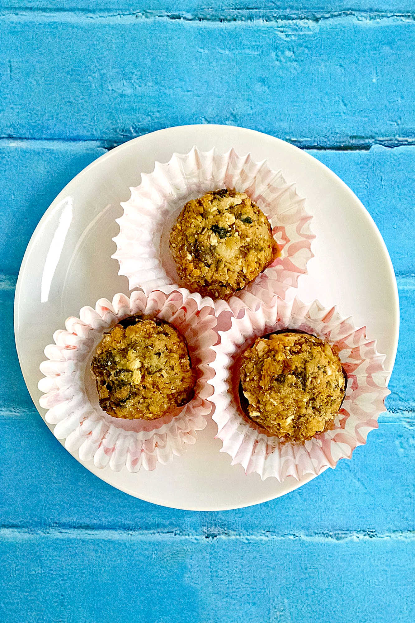 Forget traditional stuffed mushrooms, these Smoked Oyster Stuffed Mushrooms are a game changer. Perfect for gatherings or a tasty snack at home.  #SmokedOysterShrooms #MushroomAppetizer #SeafoodStuffedMushrooms #SavorySnackIdeas #MushroomLoversDelight