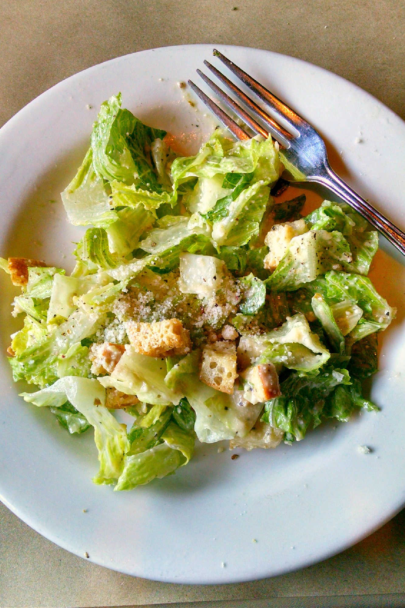 Experience a fiery feast like never before with Bonefish Grill's Fire + Ice Pre-Fixe Menu. From mouth-watering appetizers to delectable desserts, this menu has something for everyone. Hurry in before it's gone! #BonefishGrillFireandIce #PreFixeMenuReview #FoodieFaves #SeafoodLoversUnite #TasteTheFlame