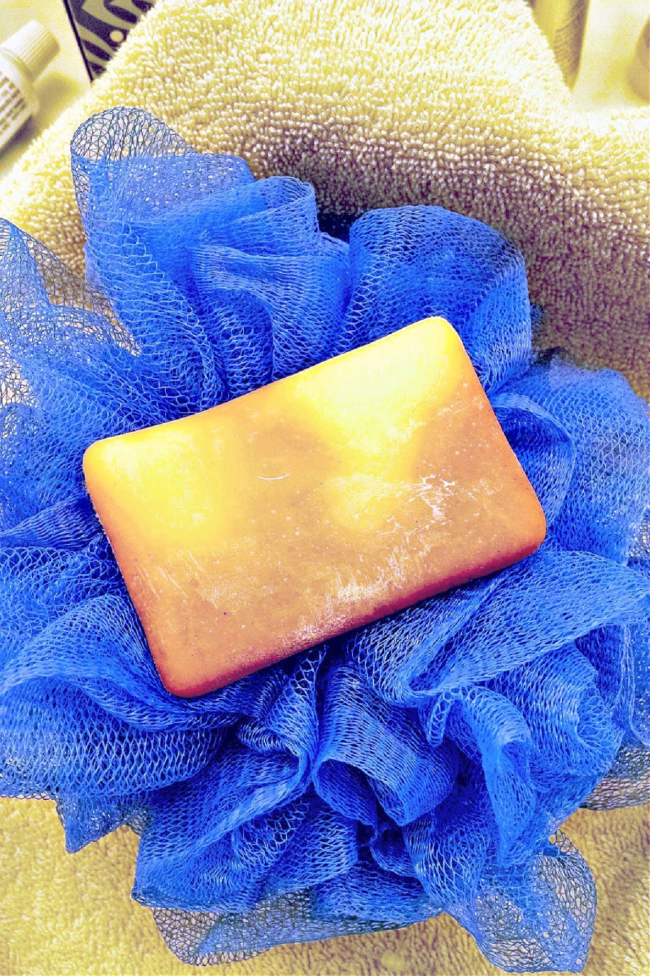 Get ready to fall in love with your skin again. Petoskey & Pine soap is made for all skin types, even the most sensitive ones. Say hello to healthy, happy skin. #SensitiveSkinSquad #NaturalSoapObsessed #GentleOnSkinStrongOnClean #OrganicSkincareSolutions #SensitiveSkinLovesPetoskeyPine