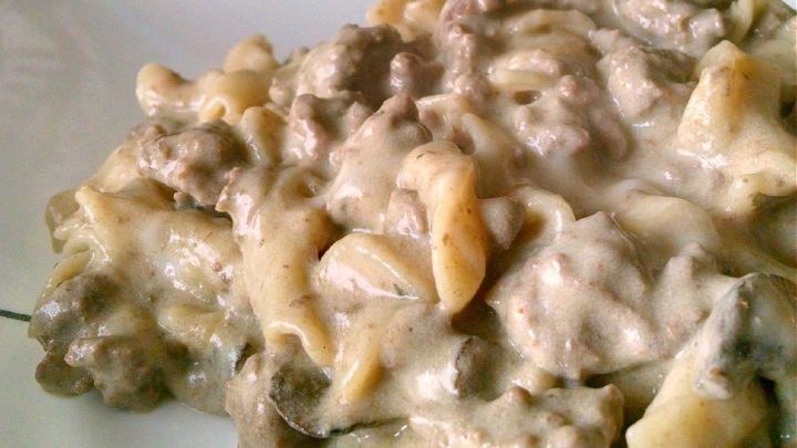 Calling all foodies! If you haven't tried our easy Ultimate Beef Stroganoff recipe, you're missing out. Creamy, savory, and oh so satisfying. #BeefStroganoffDelight #ComfortFoodie #SavorySaturdays #FoodieFavorites #DelishDishes