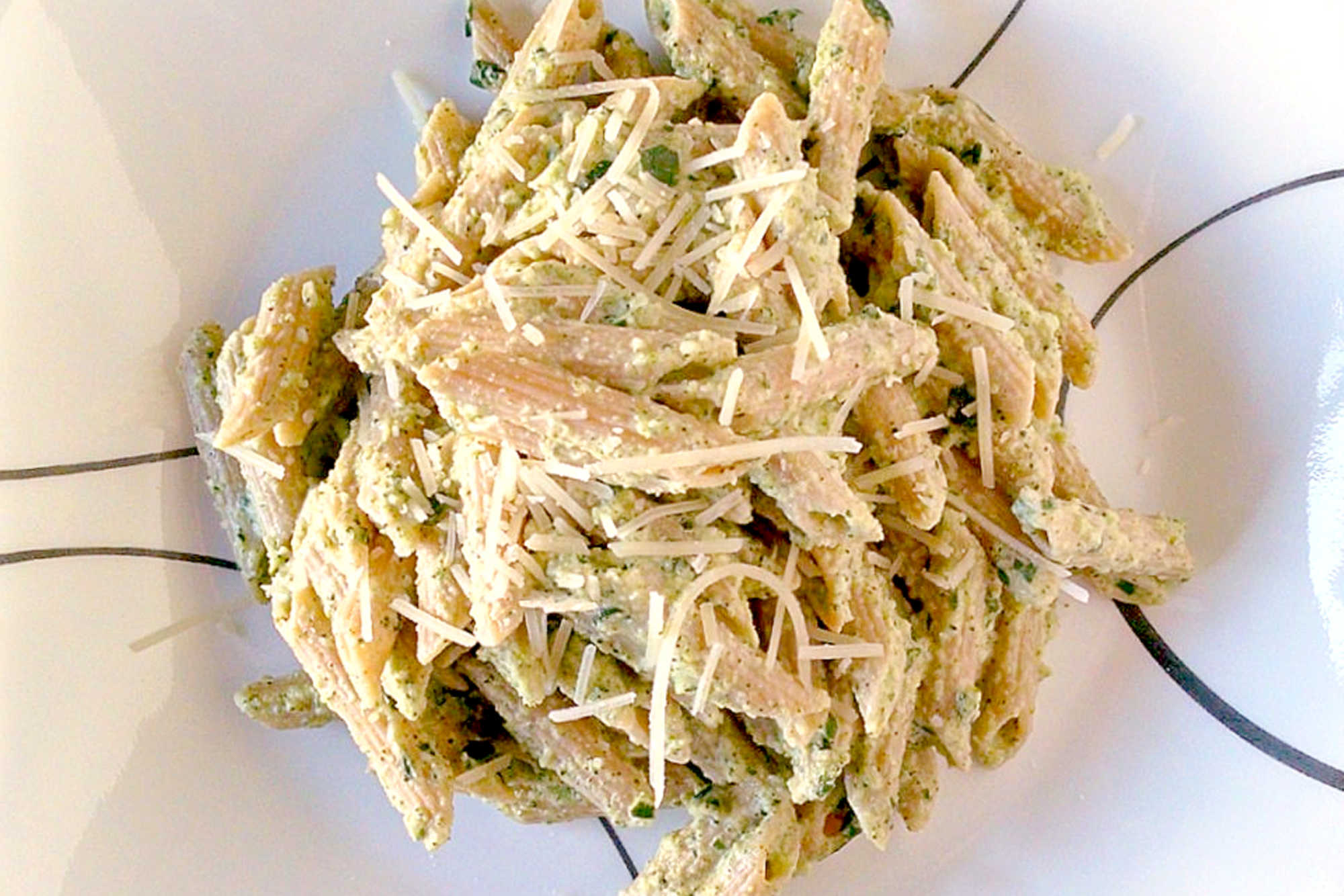 Broccoli pesto pasta: the perfect way to sneak in some extra greens into your pasta dish! It's a flavorful and nutritious twist on traditional pesto pasta #BroccoliPestoPasta #PastaLoversUnite #HealthyEats #VeggiePasta #PestoPerfection